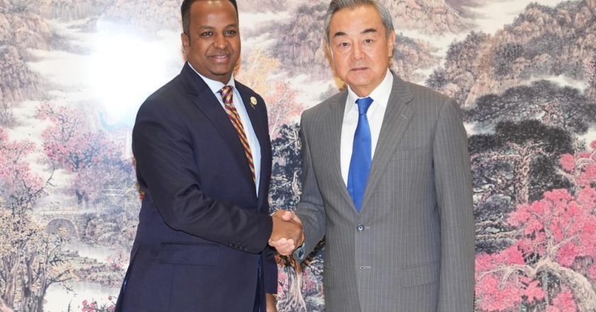 王毅與索馬利亞外長通話：反對索馬利蘭勾結台灣謀獨行徑