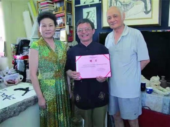 書畫怪才郭洪龍