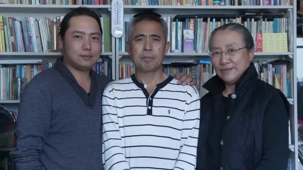 內蒙異議人士哈達和新娜仍受監視　一家三口靠兒子微薄收入度日