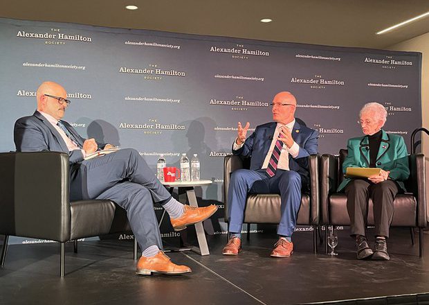 美眾院調查報告:中國利用美聯邦資金與大學獲取先進軍事技術