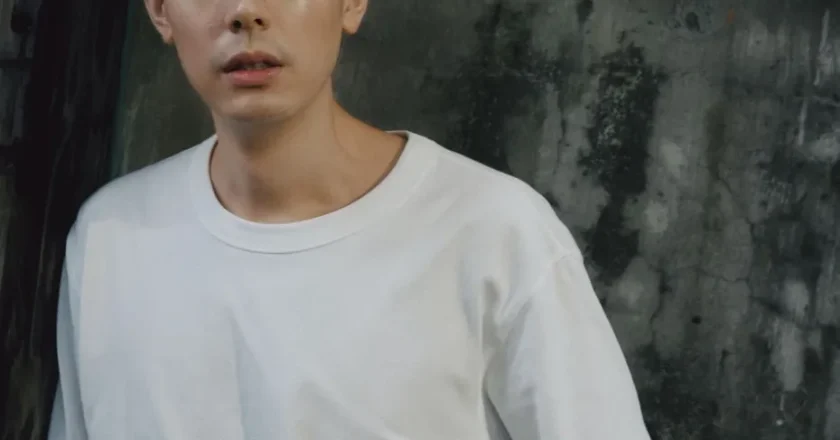 前男团偶像Teddy闪兵神隐半年！顶平头入伍「服1年替代役」